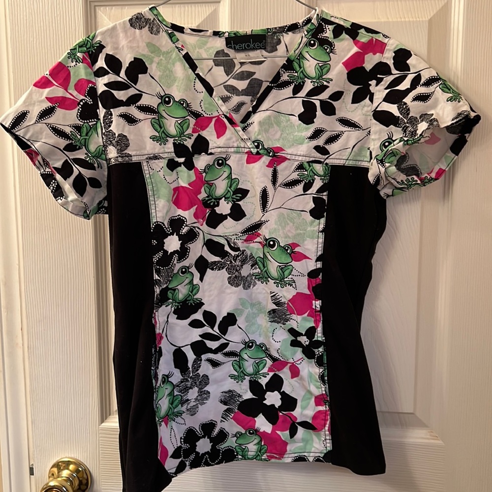 Printed Scrub Top